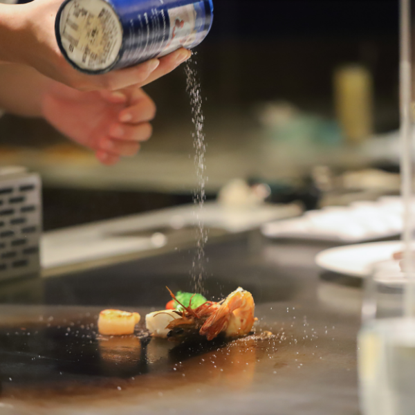 Classic Teppanyaki Chicken with Soy-Ginger Sauce