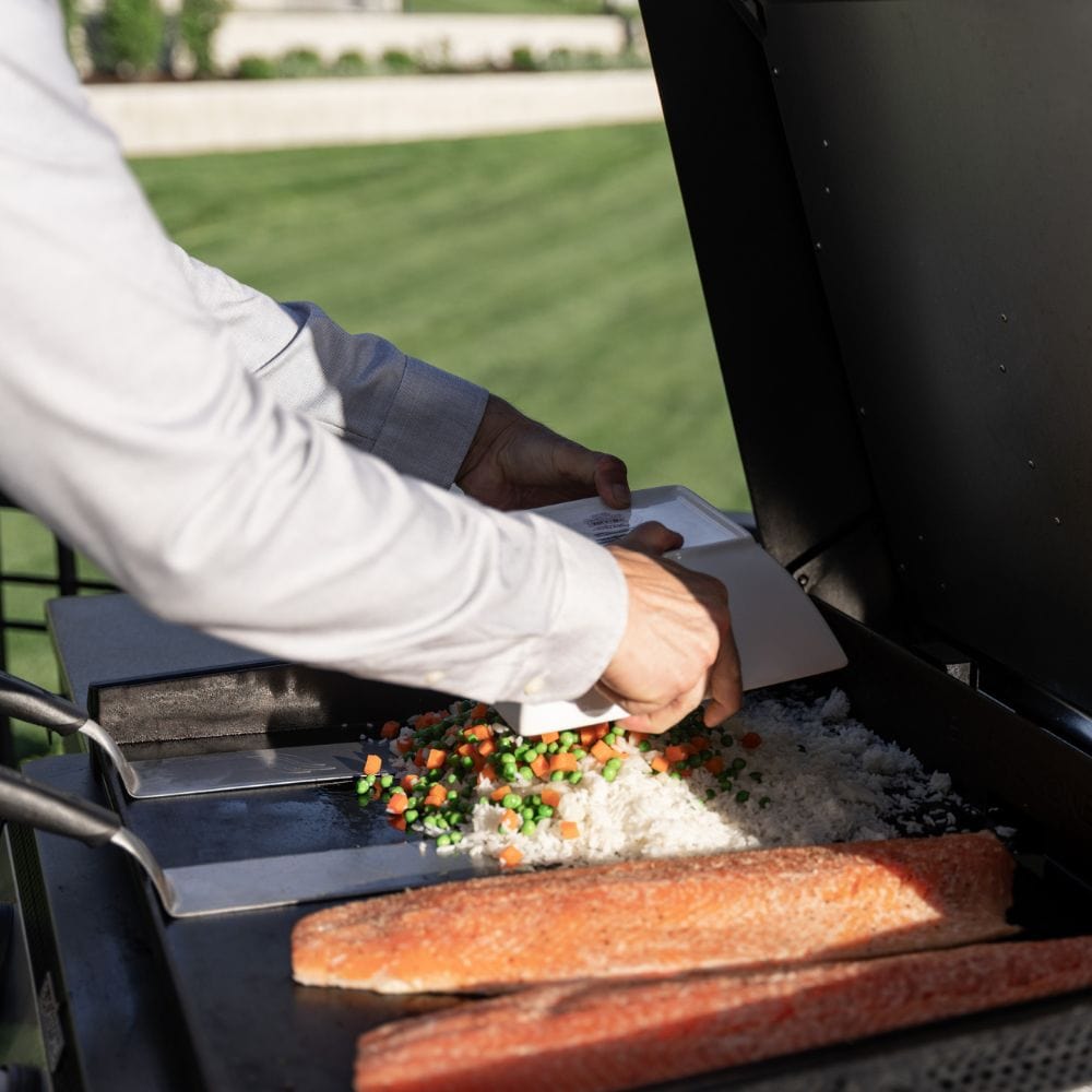 Blackstone 28" Deep Kitchen Griddle in Stainless Steel w/ Insulation Jacket