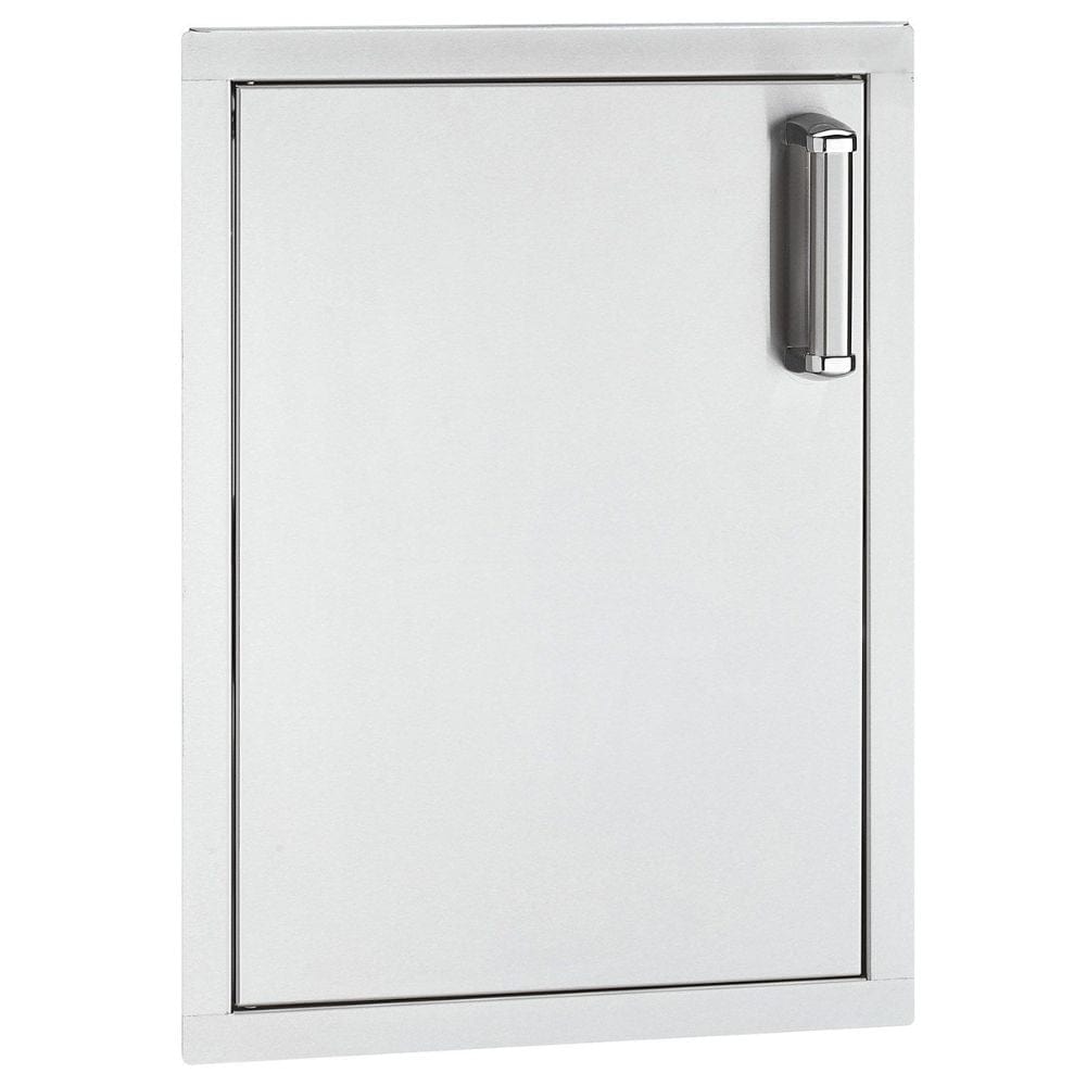 Fire Magic Premium Single Access Door, 25x17.5-Inch&nbsp;offers a high end access door, a must have for your ultimate outdoor kitchen.