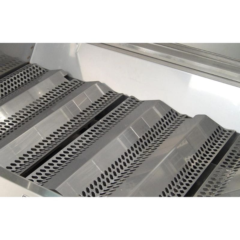 Choice Flavor&nbsp;Grids&nbsp;-&nbsp;16- gauge 304 stainless steel Flavor Grids provide even heat distribution and reduced flare-ups.