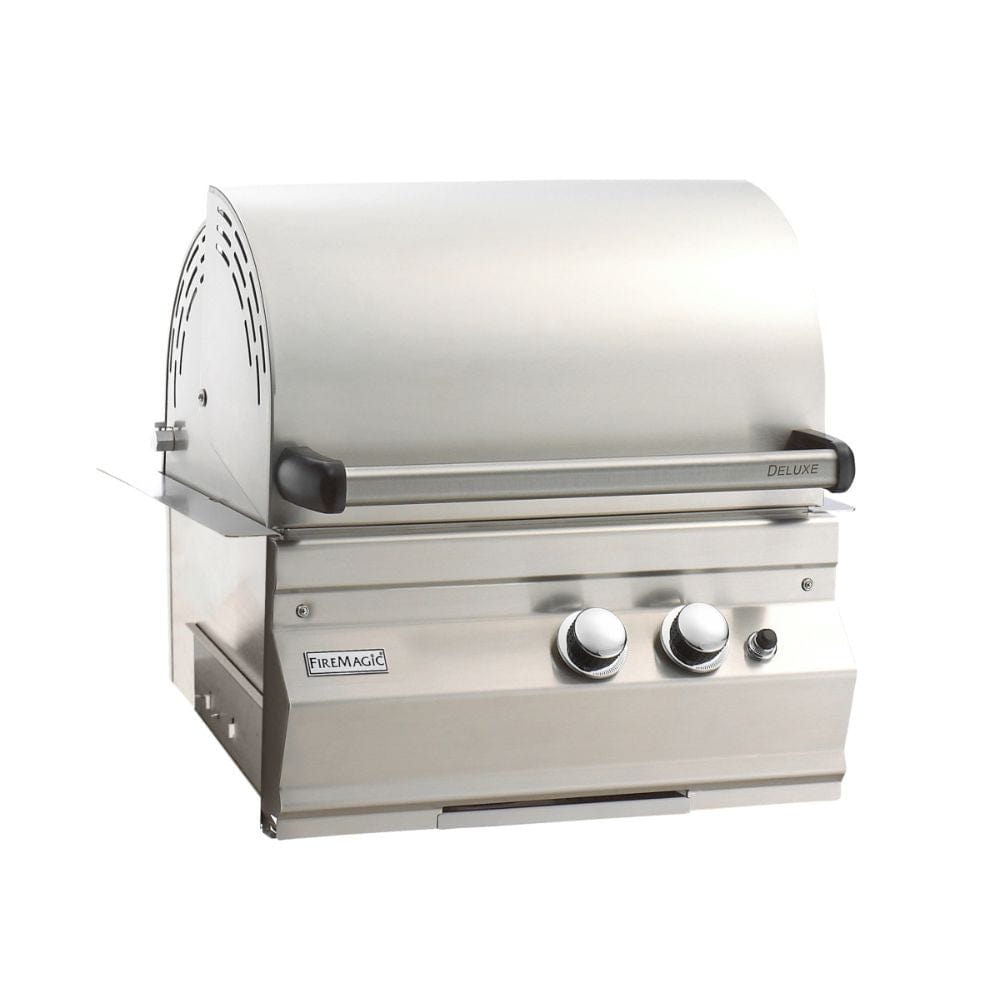 Our most affordable line, Fire Magic Deluxe grills feature superior design and materials housed in an Aurora-style grill with a simple satin stainless steel facade.